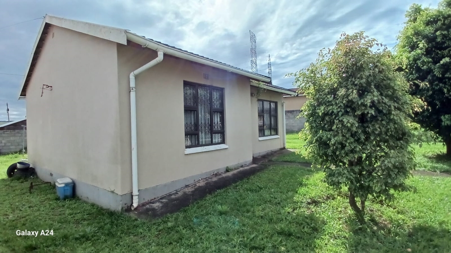 2 Bedroom Property for Sale in Haven Hills Eastern Cape